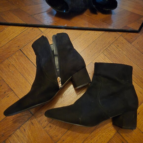 LuLus black suede booties 7.5 - Picture 3 of 6